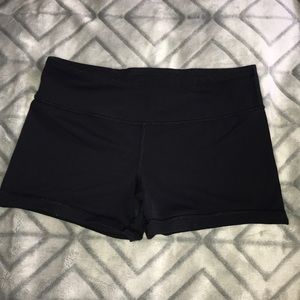 Ivivva girls black spandex shorts